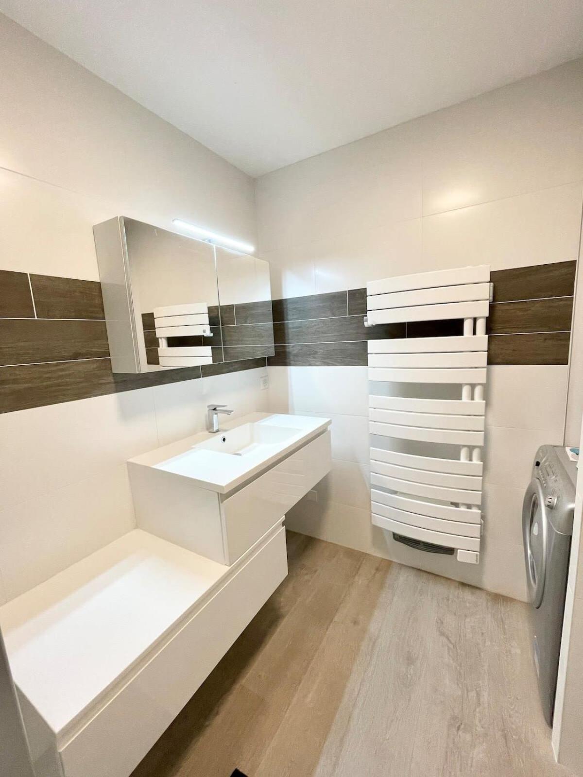 Royal Appartement De Standing - Face A L'Ocean Ploemeur Exterior photo
